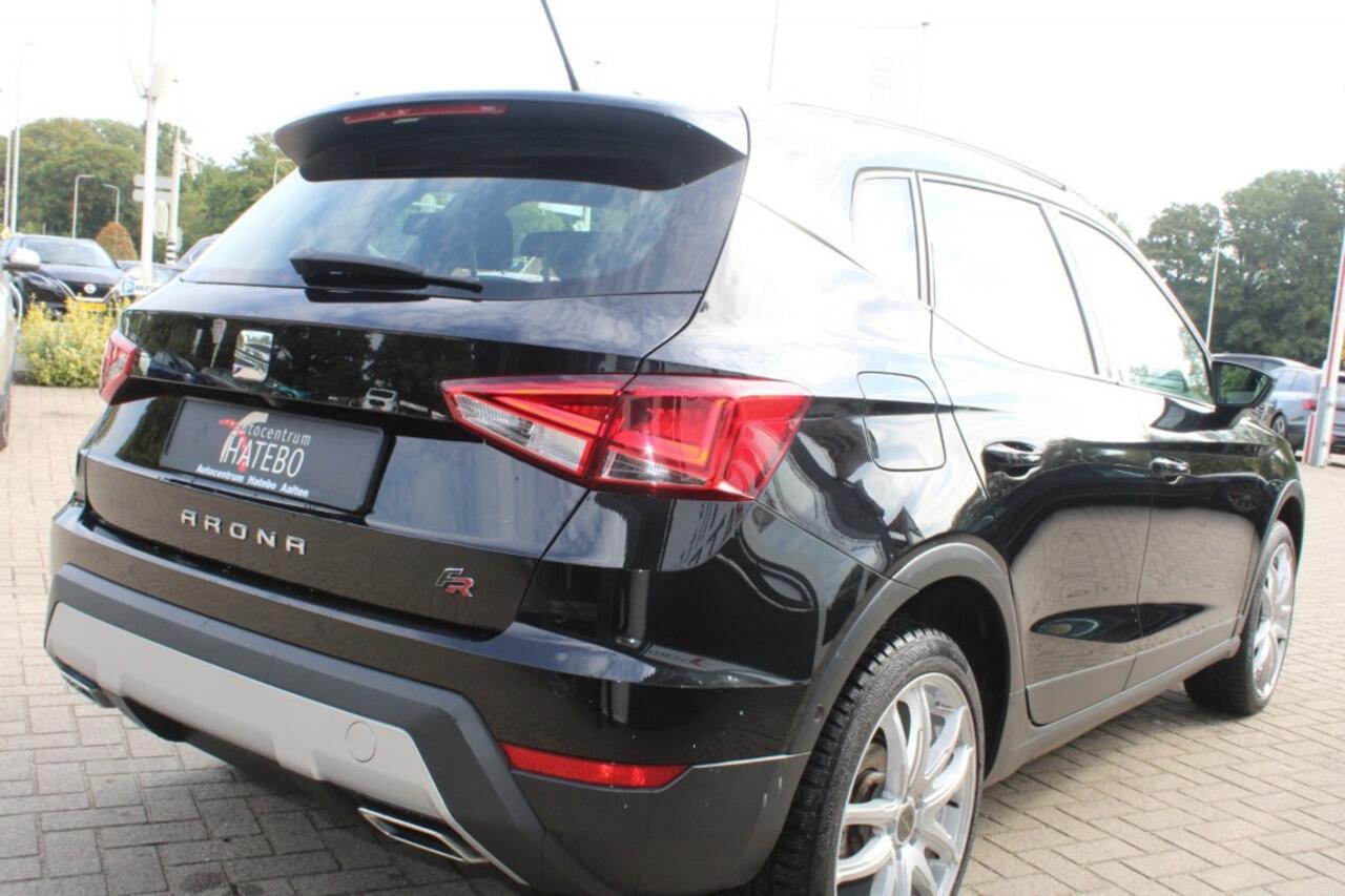 Seat Arona 1.0 TSI Excellence Intens Navi groot camera Apple Car Play 17LM
