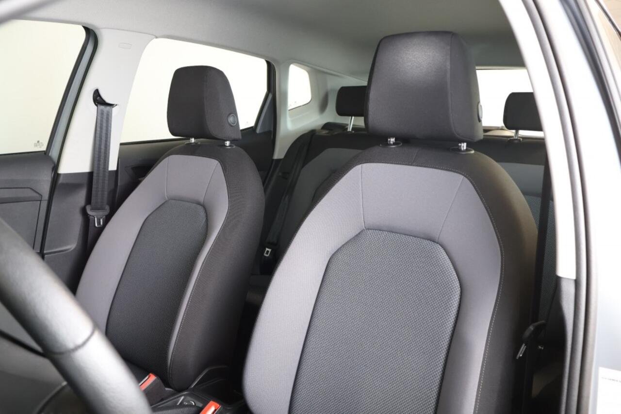 Seat Arona 1.0 TSI Style - Parkeersensoren voor+achter - CruiseControl