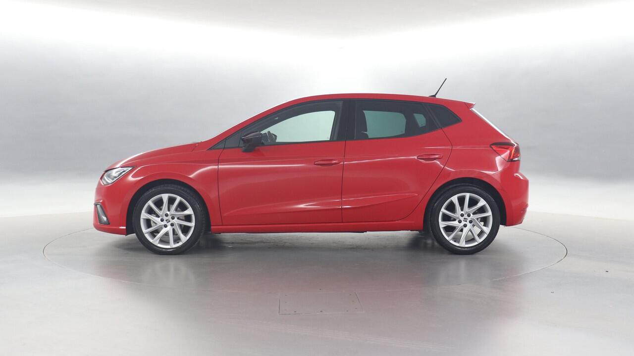 Seat IBIZA 1.5 TSI 150pk FR Sport DSG / Navigatie via App Connect / Parkeersensoren / LED Koplampen