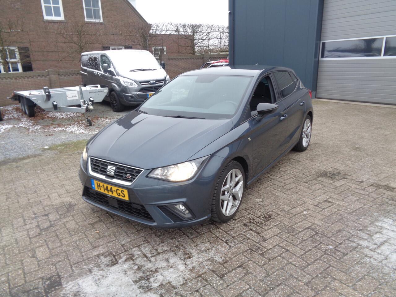 Seat IBIZA 1.0 TSI FR Business Intense Ecc,camera, PDC, Navigatie, carplay/android auto