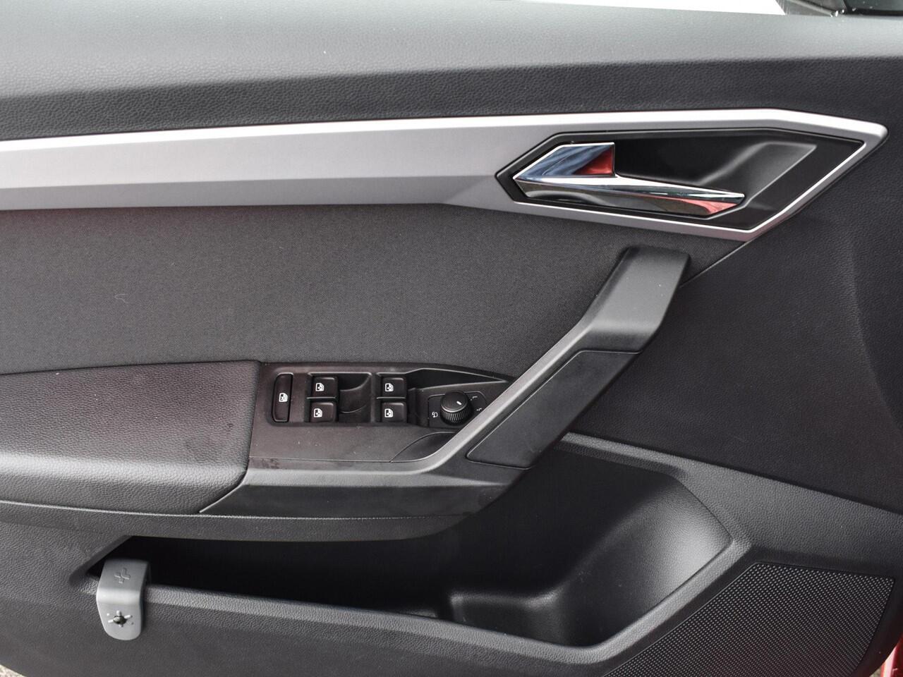 Seat IBIZA 1.5 TSI 150pk EVO FR Business Intense · Camera · Apple/Android Car Play · Navigatie · P-Sensoren · Keyless · 17'' Inch ·