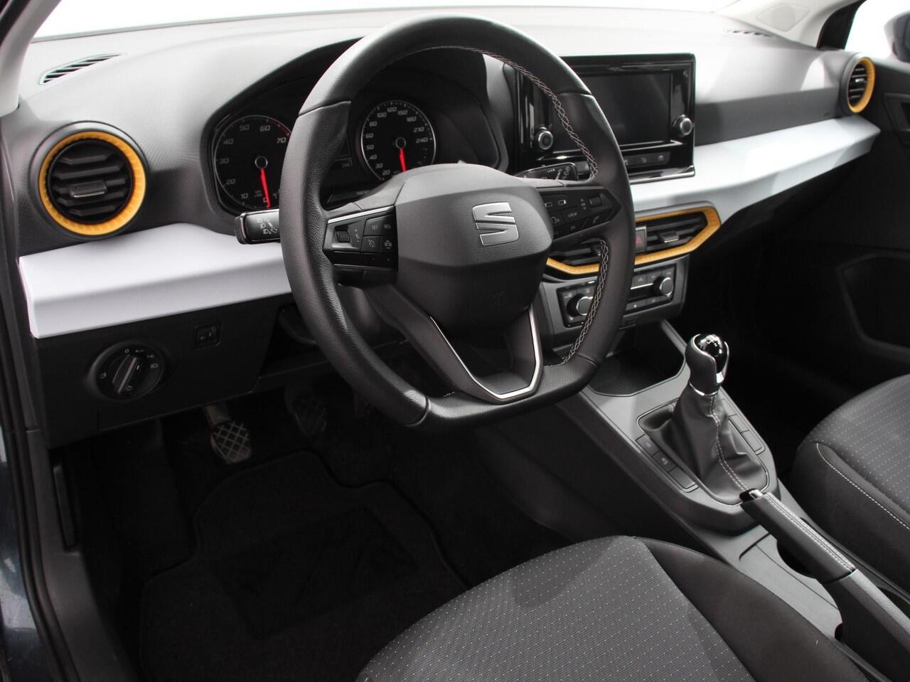 Seat IBIZA 1.0 MPI Style | Navigatie | Apple Carplay/Android Auto | Climate Control | Cruise Control | Bluetooth