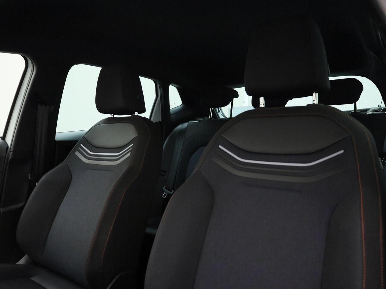 Seat IBIZA 1.0TSI/95PK FR · Navigatie · Apple Car Play · Parkeersensoren · Garantie tot mei 2028 of 80000km.