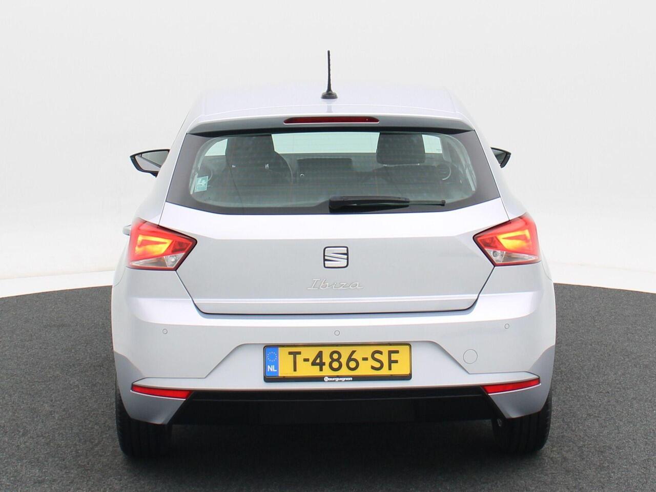 Seat IBIZA 1.0 TSi Style | LED | Carplay | Sensoren | Adaptive Cruise | Climate Control | Leder stuur | 15 Inch | 55.258 Km!!