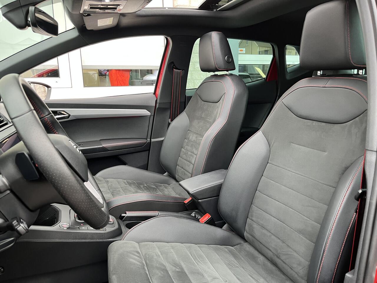 Seat IBIZA 1.0 TSI FR Black Edition / AUTOMAAT/ BEATS AUDIO/ PANO/ DCC/ CAMERA/ PARK. SENSOREN/ LEDER & ALCANTARA/ KEYLESS/ STOELVERWARM./ VIRTUAL COCKPIT/ LED/ ADAPT. CRUISE/ FULL LINK/ NAVI/ CLIMA/ DAB/ 18" LMV