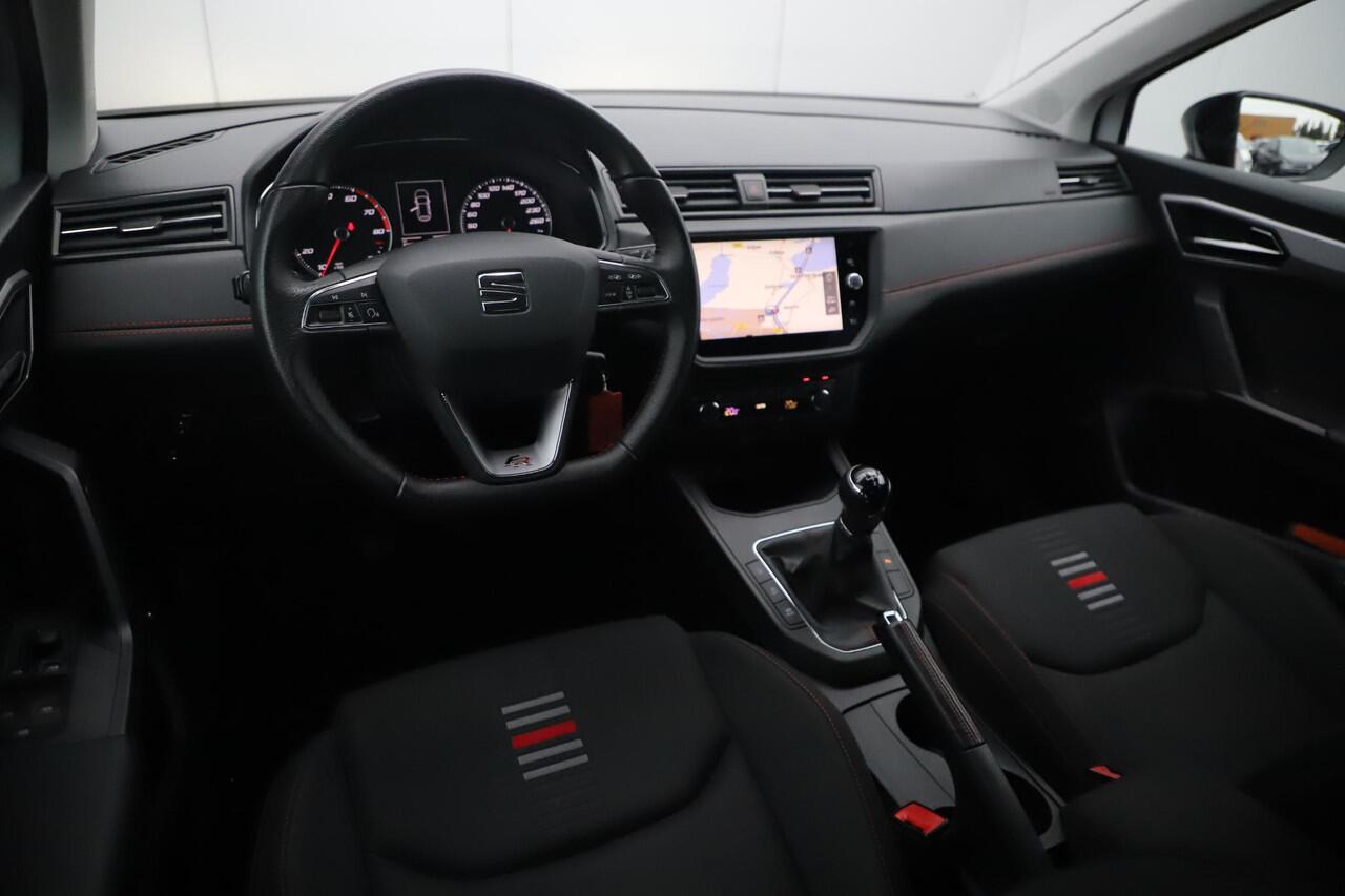 Seat IBIZA 1.5 TSI EVO FR Business Intense 150PK ! Full LED 17 inch LMV Sfeerverlichting Navigatie Achteruitrijcamera Carplay Android Clima Cruise PDC Getint Glas