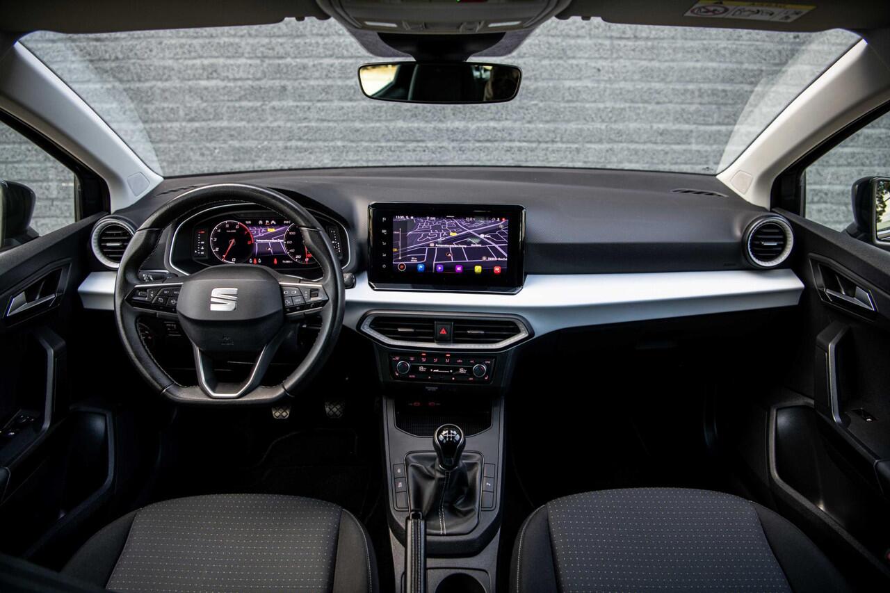 Seat IBIZA 1.0 TSi 95 pk Style Business Intense | Stoelverwarming | Navigatie | Digt. Instrumentarium