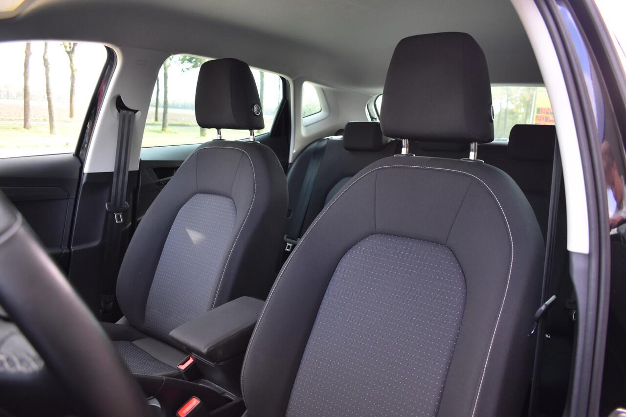 Seat IBIZA 1.0 EcoTSI Style Business Connect / Parkeersensoren / Carplay / Airco / Cruise control