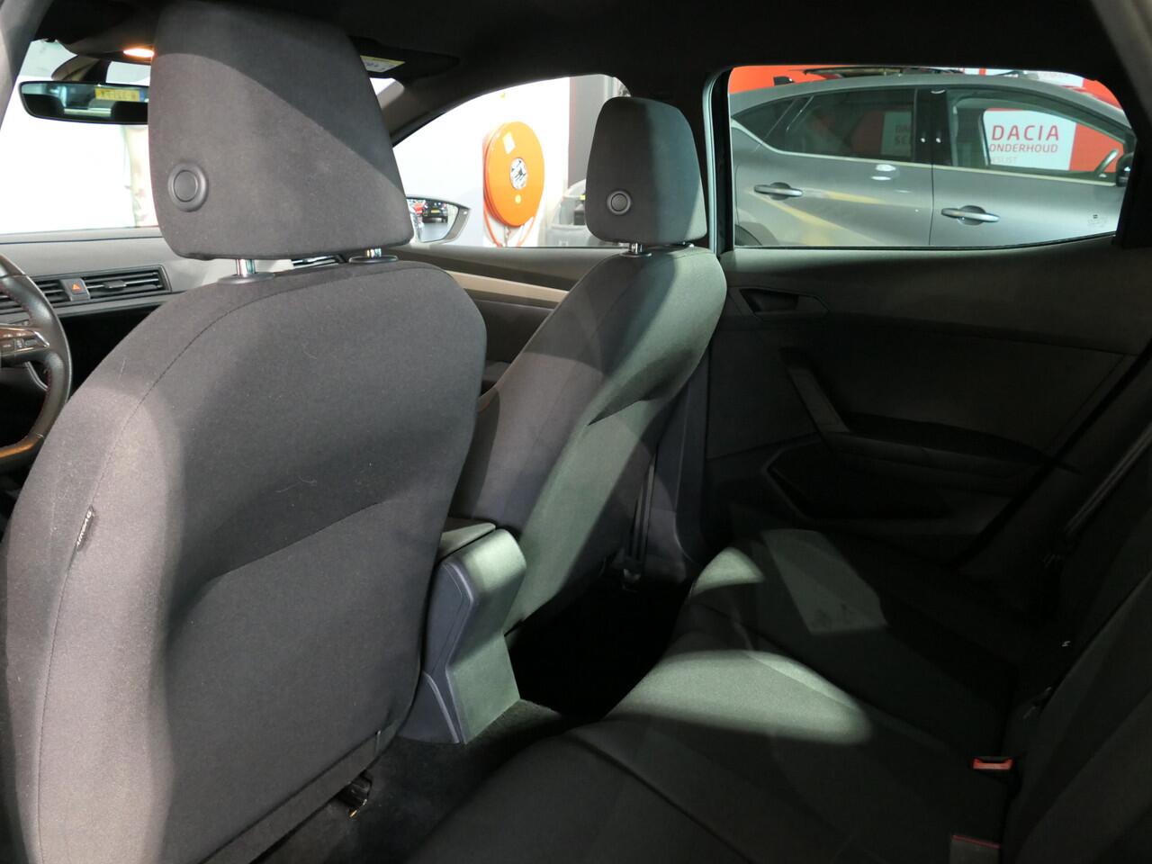 Seat IBIZA 1.0 TSI FR Business Intense - Occasion Lease vanaf ¤484 p/m - Automaat - Navi - Camera - Sensor v+a - Cruise - Apple carplay & Android auto