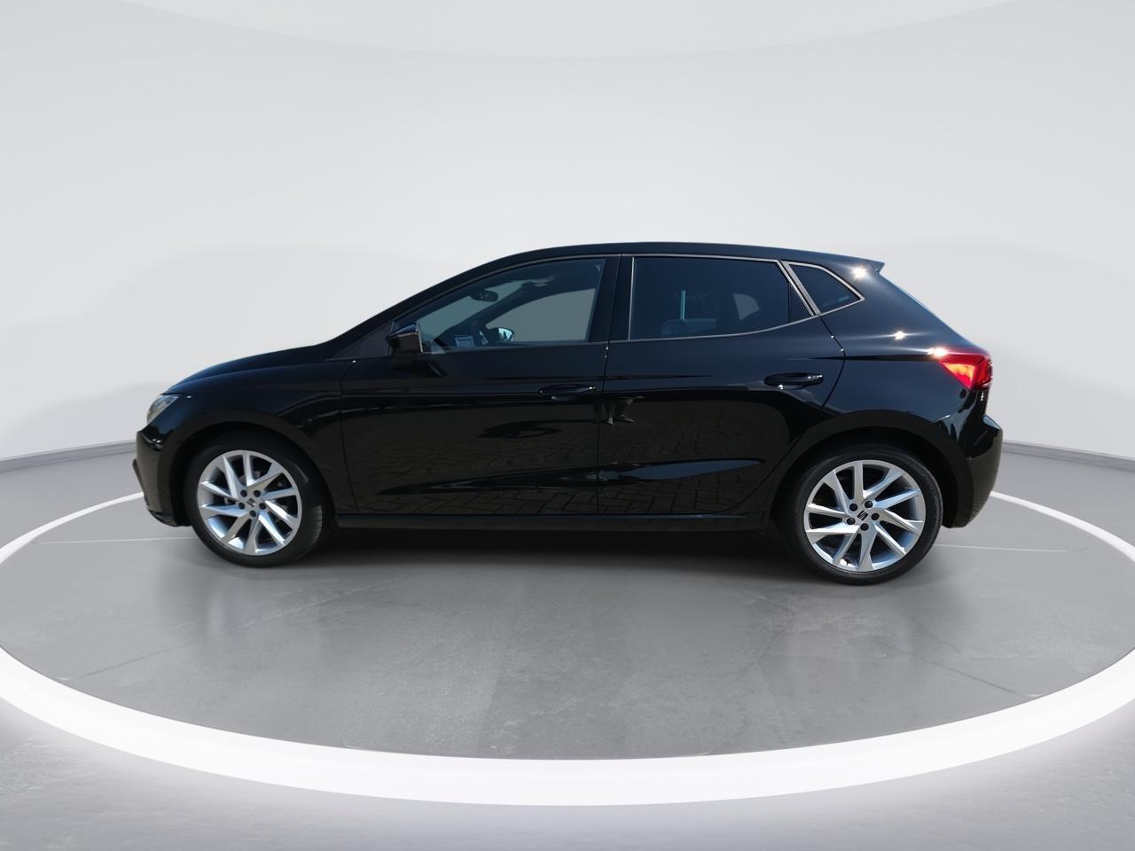Seat IBIZA FR Business Connect 1.0 EcoTSI 70 kW / 95 PK Hatch | 5 versn. handgeschakeld | Herwaardering! | Privatelease 410,- Per maand!