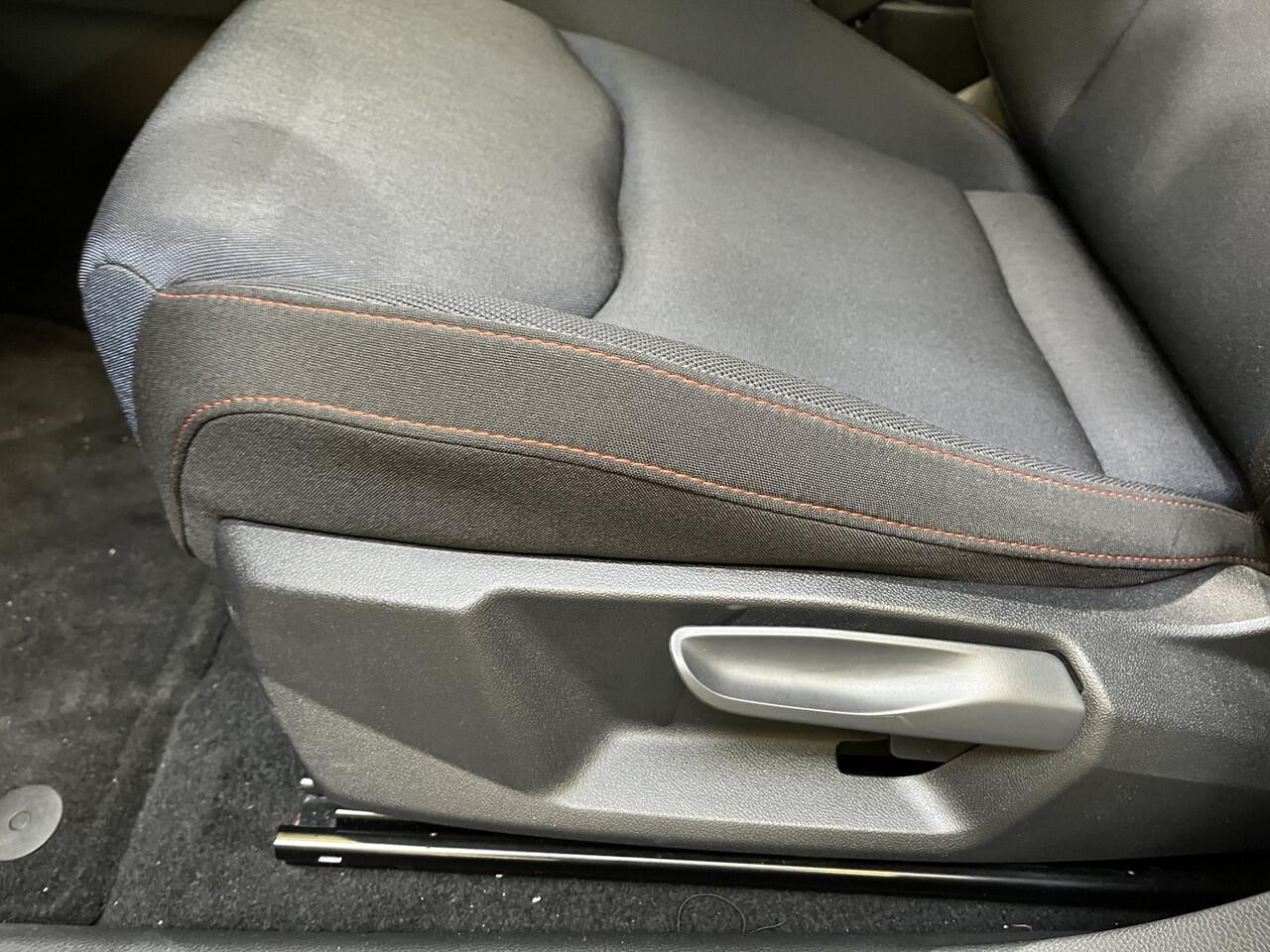 Seat IBIZA 1.0 TSI FR / 110 PK/ PANO/ RIJ-MODI/ PARK. SENSOREN + CAMERA / STOELVERWARM./ FULL LINK/ CLIMA/ NAVI/ DAB/ 18'' LMV