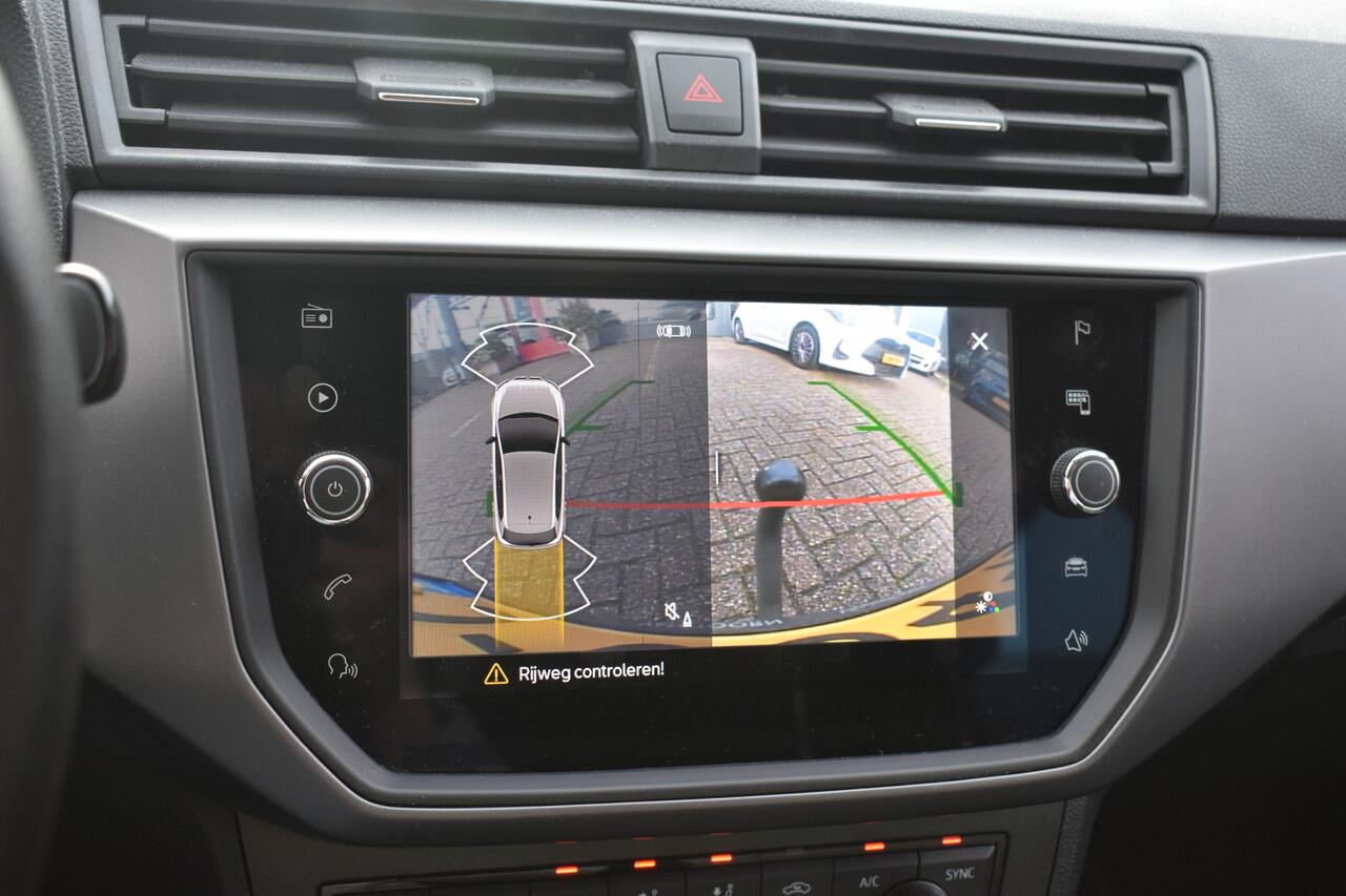 Seat IBIZA 1.0 TSI Style Business Intense 1e Eigenaar | Camera | Trekhaak | Navigatie | 12 mnd BOVAG garantie | Whatsapp 06-53188999