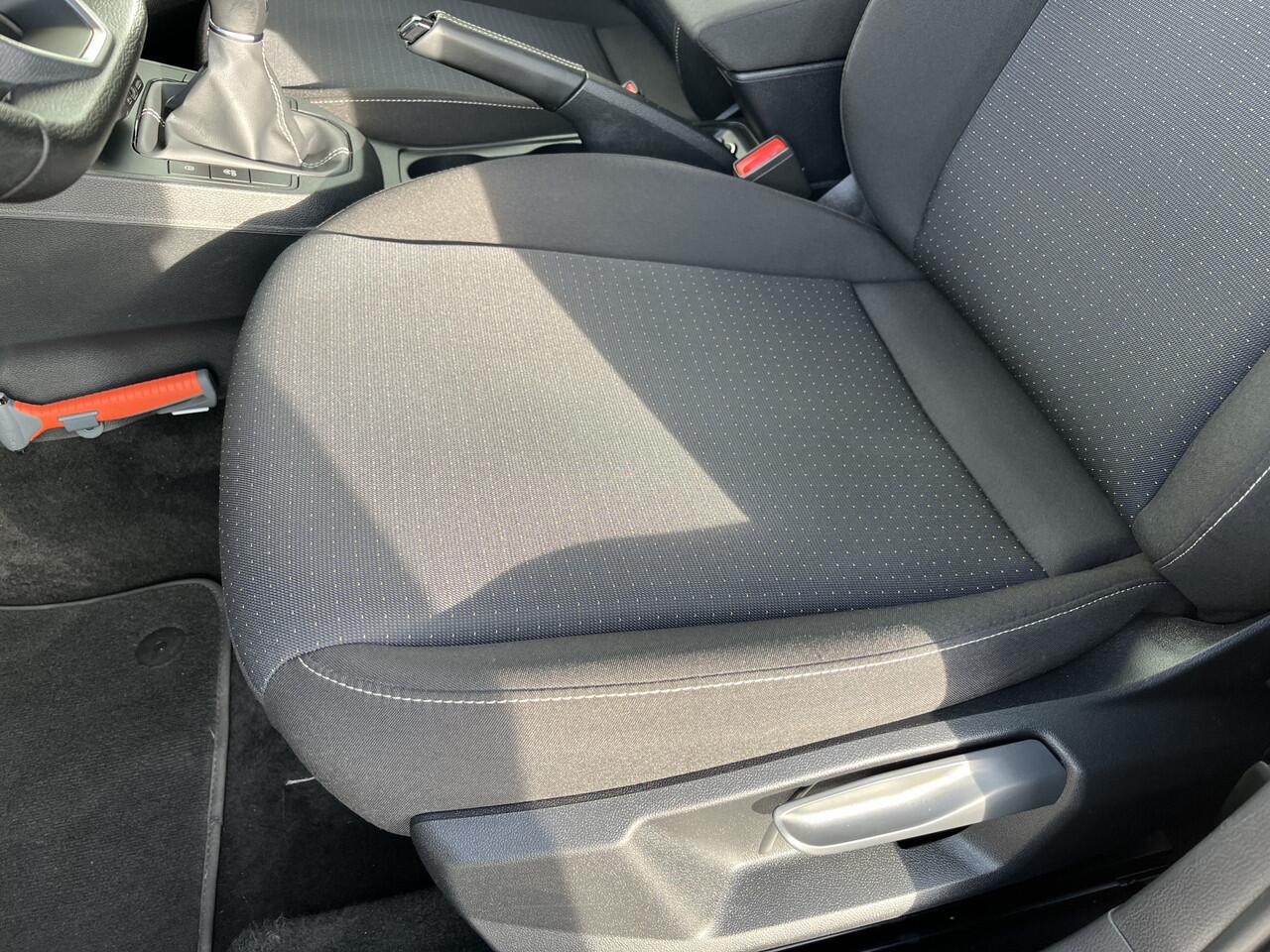 Seat IBIZA 1.0 TSI Style / PARK. SENSOREN/ LED/ CLIMA/ CRUISE/ FULL LINK/ 15" LMV