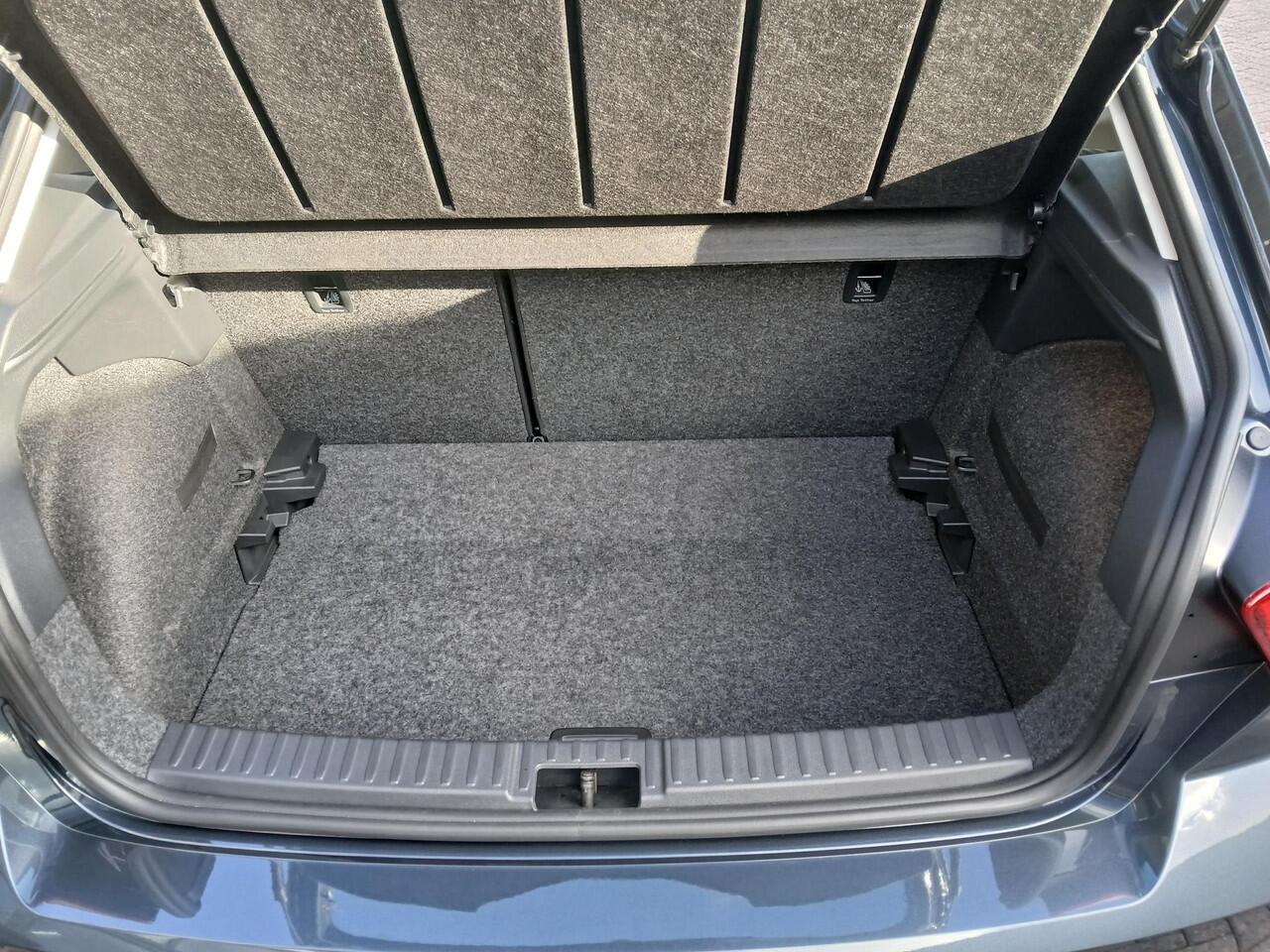 Seat IBIZA 1.0 TSI (116pk) Style Business Connect + Camera + Carplay + Dodehoek detec. + Winterpakket etc.