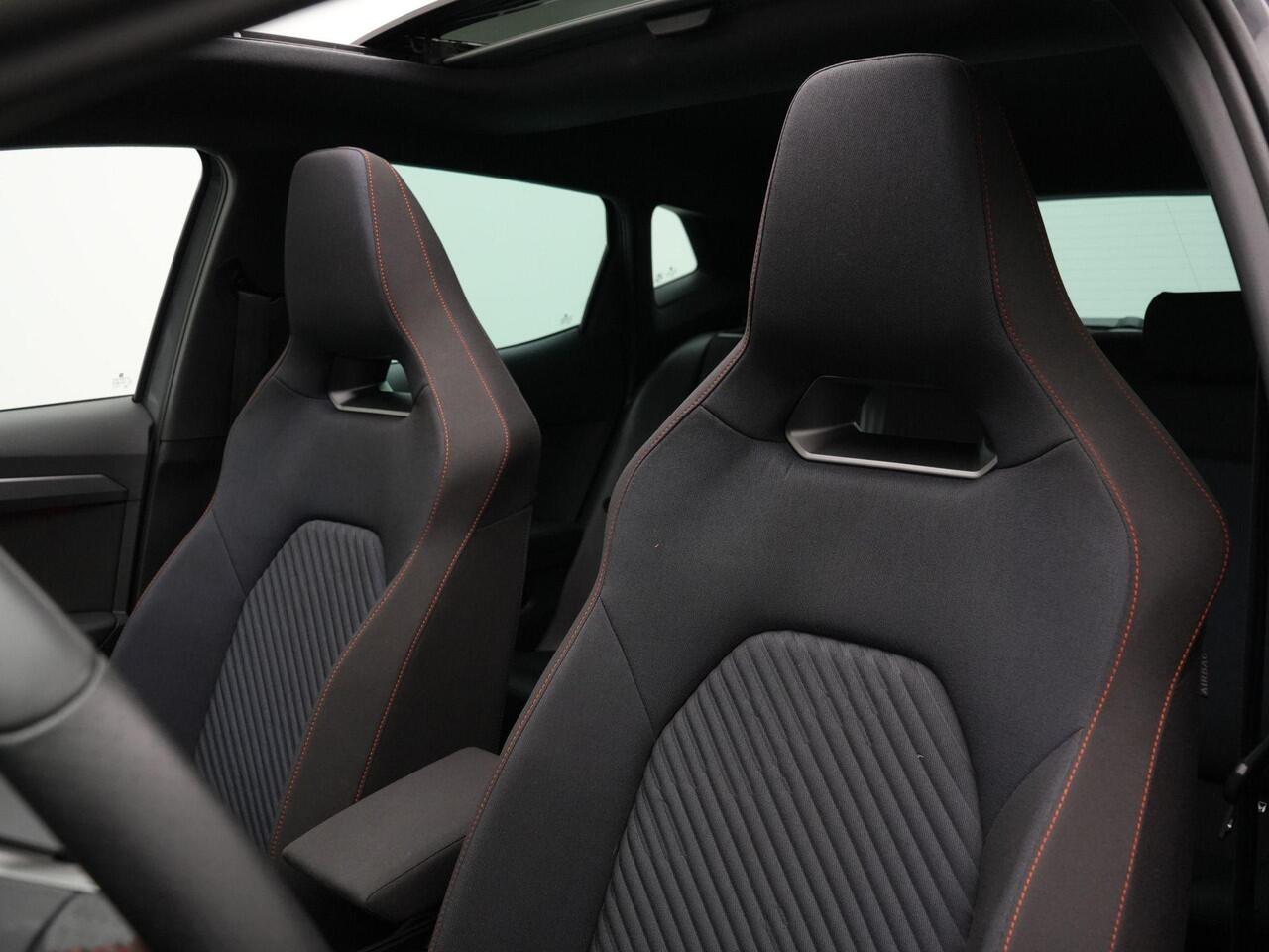 Seat IBIZA 1.0 EcoTSI 115 pk FR Anniversary | Panoramadak | Parkeersensoren voor/achter | Virtual Cockpit | Carplay | Climatronic