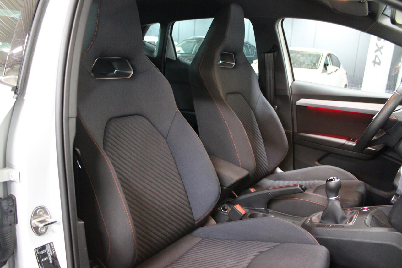 Seat IBIZA 1.0 EcoTSI FR 115pk 5 jaar garantie / Full Led / Side Assist / Navigatie / Camera / Keyless / 18 inch