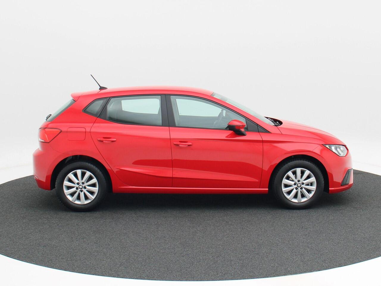 Seat IBIZA 1.0 TSi Style | Climate Controle | 15 Inch | CarPlay | Cruise Controle | Parkeersensoren | 60.042 Km!!