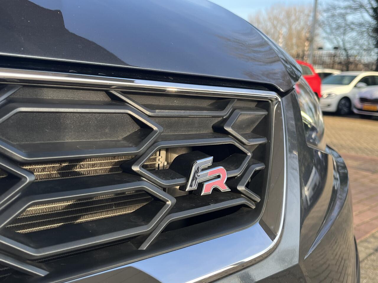 Seat IBIZA 1.0 TSI FR Black Edition / Virtual Cockpit / Alcantara / 18 Inch / Full Led / Stoelverwarming