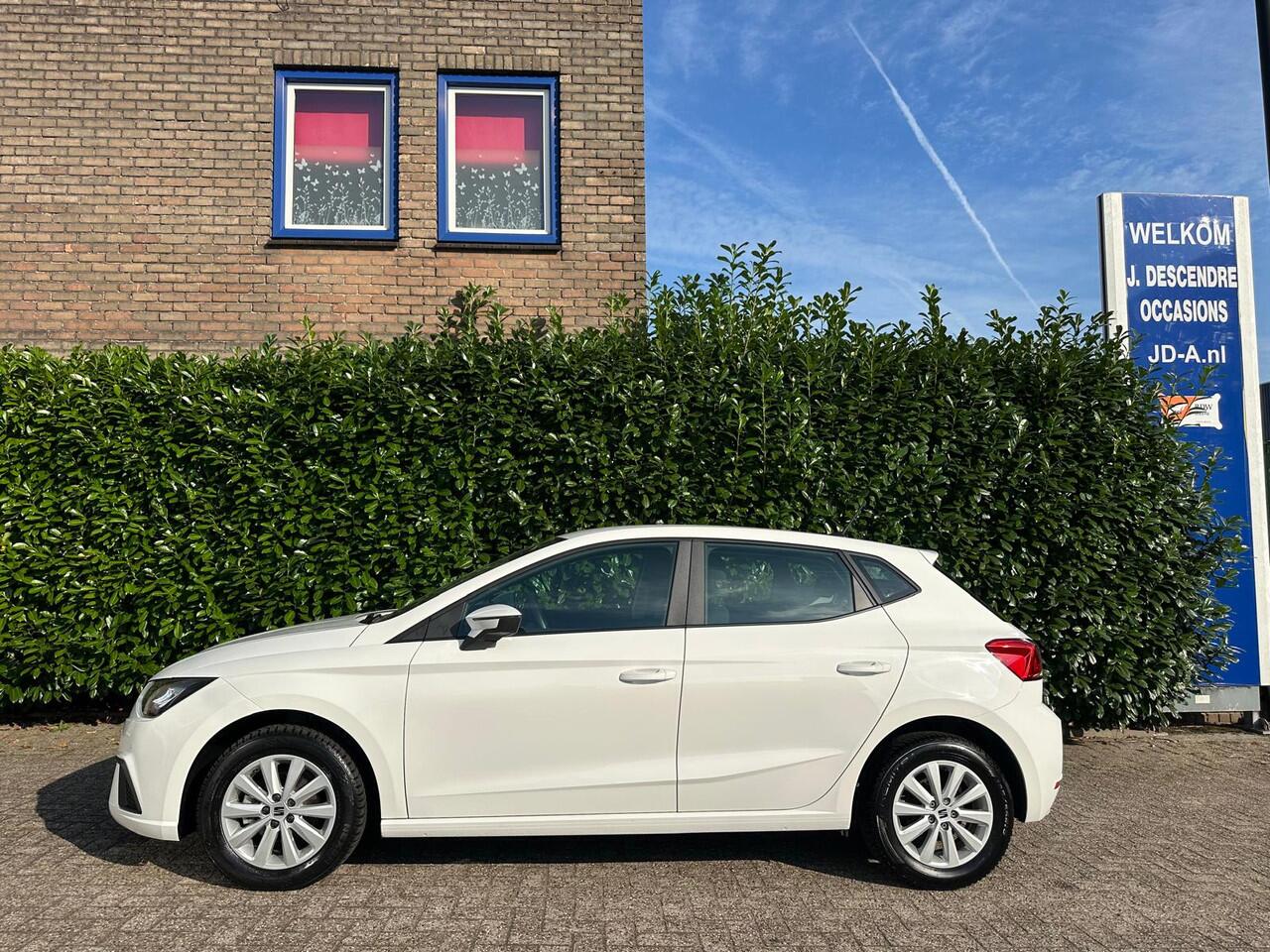 Seat IBIZA 1.0 MPI Style Climate C, Cruise C, Navigatie, Lmv!!!!