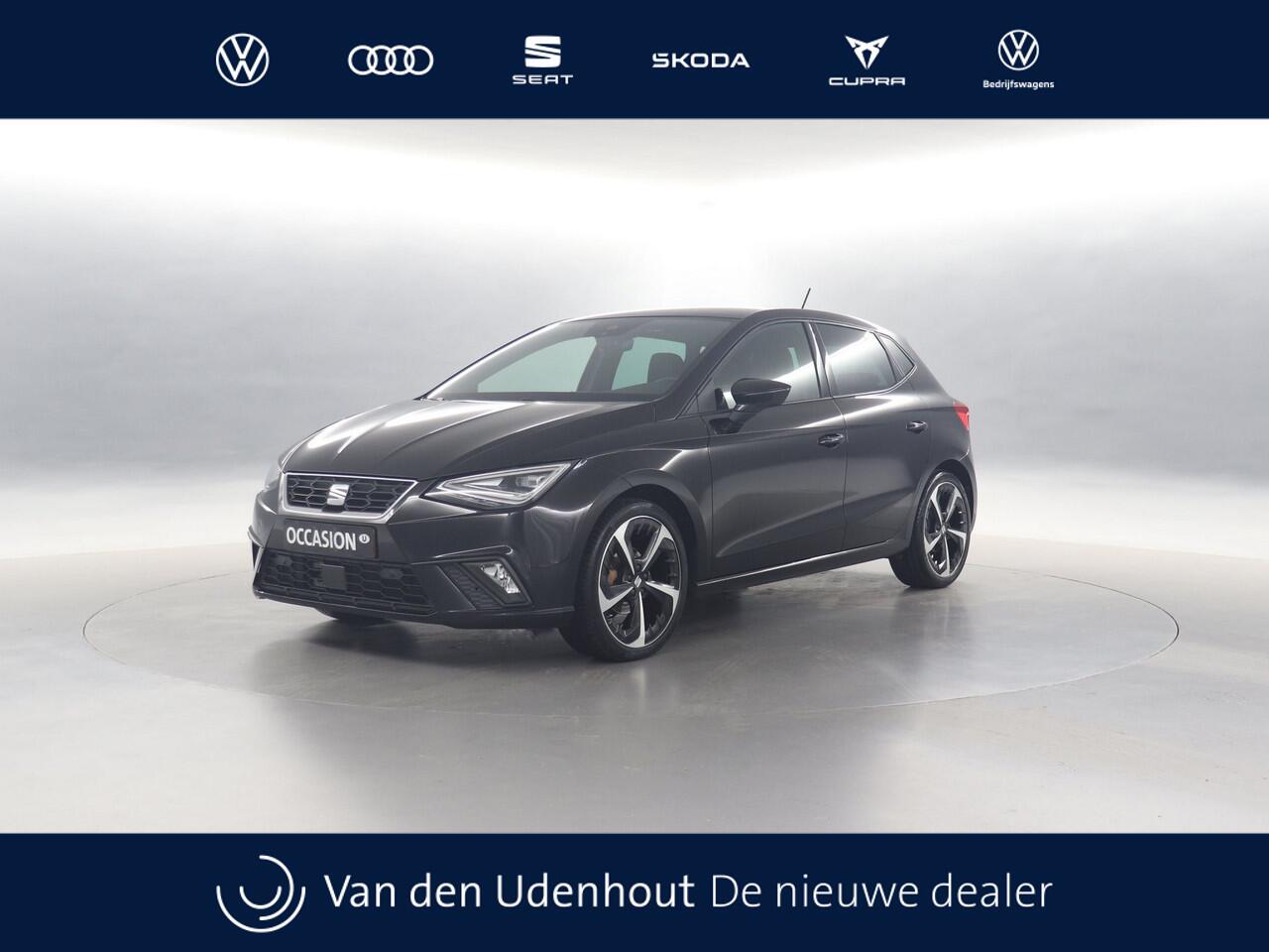 Seat IBIZA 1.0 EcoTSI 95pk FR Business Connect / Navigatie via App Connect / Stoelverwarming / Camera