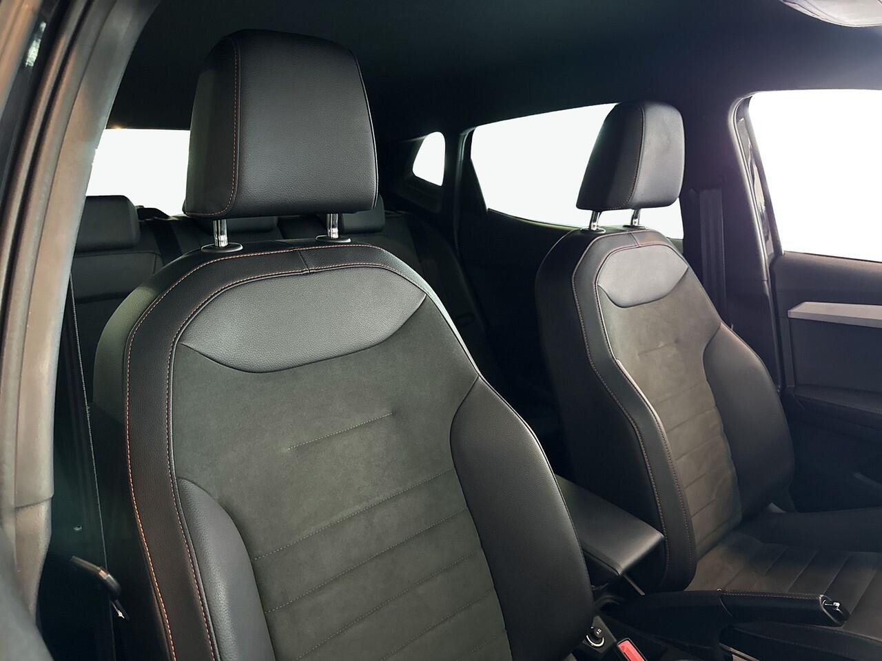 Seat IBIZA 1.0 95pk EcoTSI FR | Parkeersensoren voor & achter | Automatische Airco | Apple carplay & Android auto