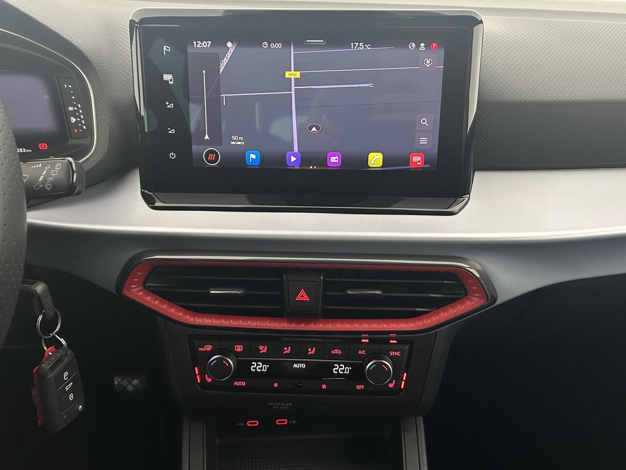 Seat IBIZA 1.0 EcoTSI 95pk FR Business Intense Stoelverwarming Camera Led Alcantara Virtual Cockpit Navigatie
