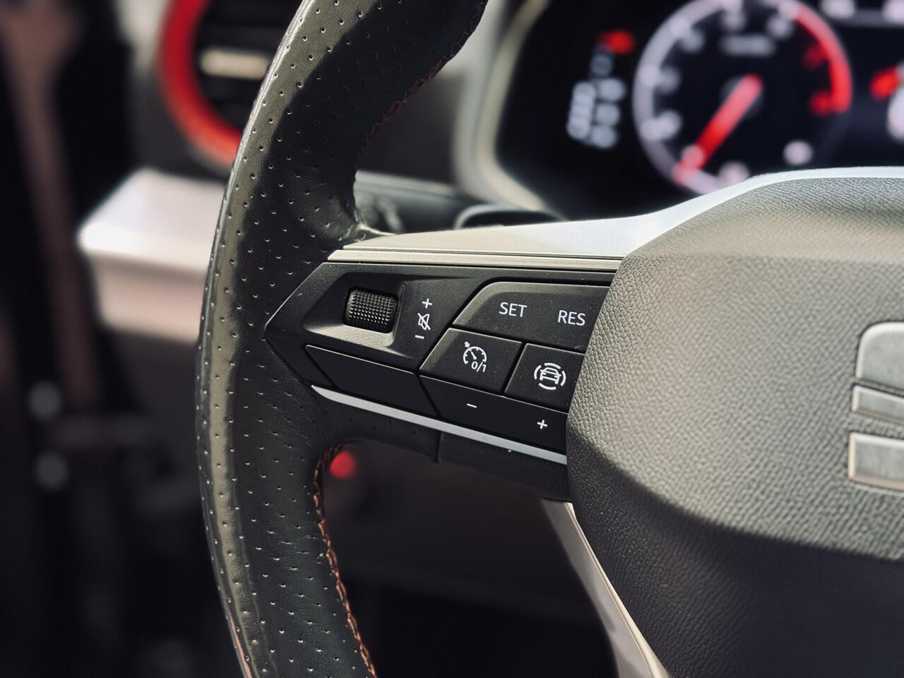 Seat IBIZA 1.0 TSI 110PK FR Plus | Panorama | Camera | Virtual