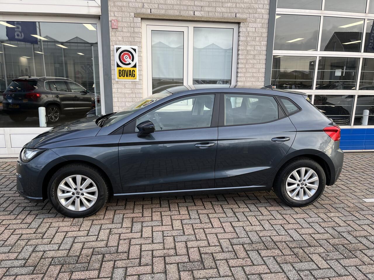 Seat IBIZA 1.0 TSI Style / PARK.SENSOREN/ FULL LINK/ CRUISE CONTROL/ ARMSTEUN/ LANE-ASSIST/ CLIMA/ DAB/ START-STOP SYSTEEM/ MULTIFUNCTIONEEL STUUR/ ISOFIX/ 15'' LMV