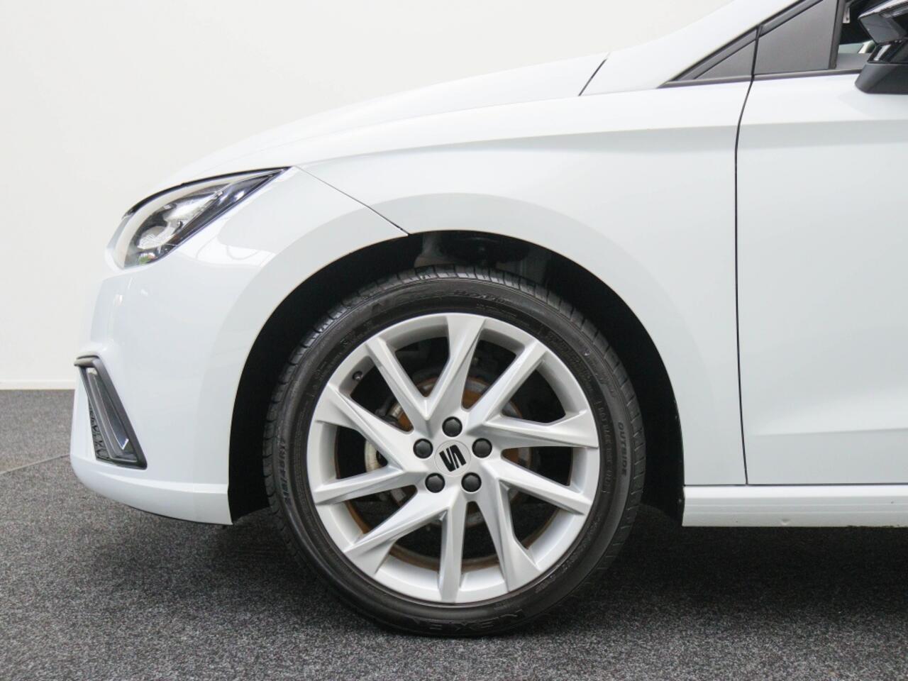 Seat IBIZA 1.0 EcoTSI FR | Private lease 399 p.m.