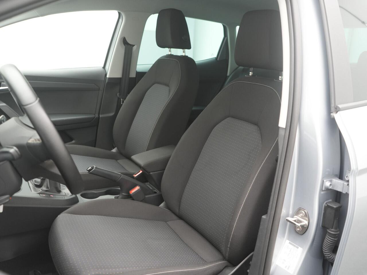 Seat IBIZA 1.0 EcoTSI Style Business Connect - RIJKLAARPRIJS - Facelift! - All Seasonbanden - Virtual Cockpit - Apple Carplay - Android Auto