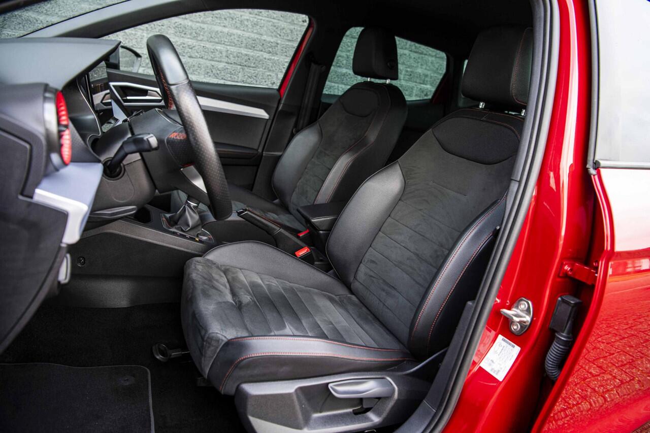 Seat IBIZA 1.0 TSi 95 pk FR Business Intense | 18" | Alcantara | Virtual Cockpit | Stoelverwarming