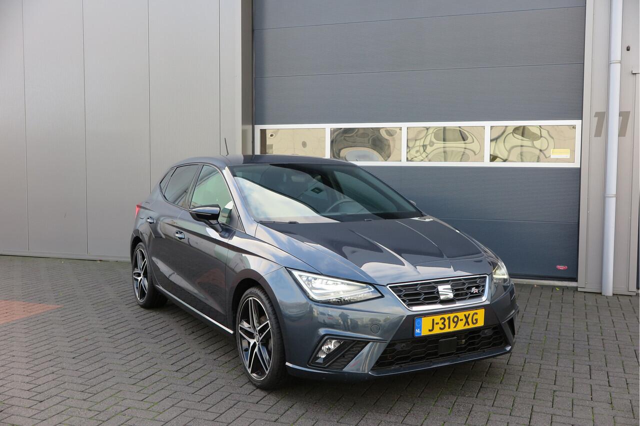 Seat IBIZA 1.0 TSI 95PK FR Limited Edition, Virtual Cockpit , Beats audio , Led verlichting, Camera, Stoelverwarming, Navi, Alcantara bekleding ,Cruise control, etc. .