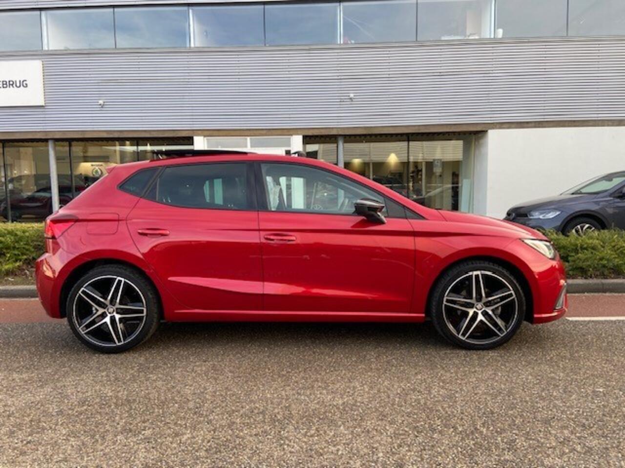 Seat IBIZA 1.0 EcoTSI FR / CAMERA / 18"LMV / PANODAK / NAVI