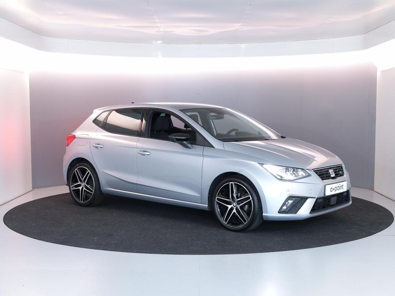 Seat IBIZA 1.0 EcoTSI FR Business Intense 95 pk | Navigatie | Parkeersensoren | Achteruitrijcamera | Apple Carplay/Android Auto | BEATS audio |