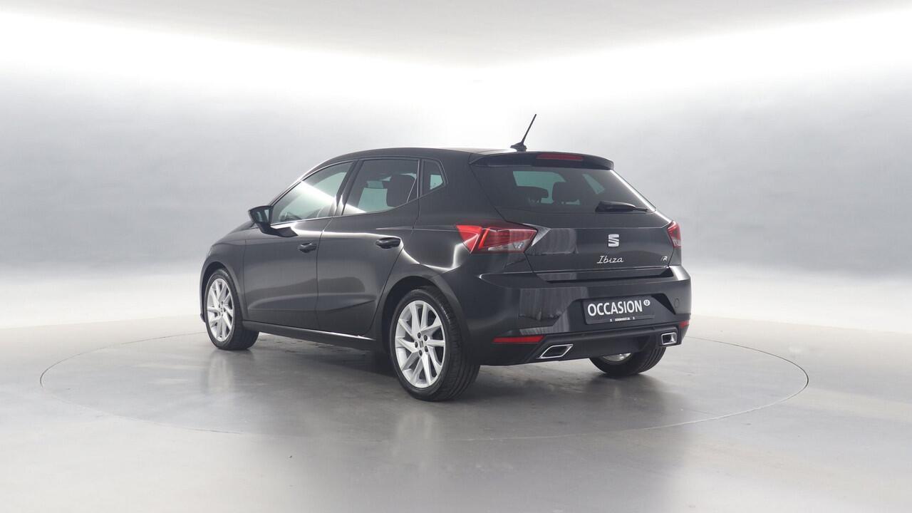 Seat IBIZA 1.0 EcoTSI 95pk FR / Navigatie via App Connect / LED / Parkeersensoren