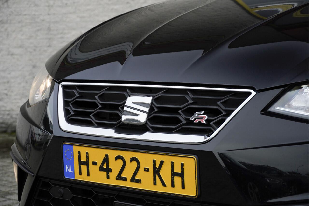 Seat IBIZA 1.0 TSI 5drs FR Business Intense BJ2020 Lmv 17" | Led | Pdc | Navi | Afneembare trekhaak | App-Connect | Climate control | Cruise control | Sportstoelen | Zwarte hemel | Extra getint glas