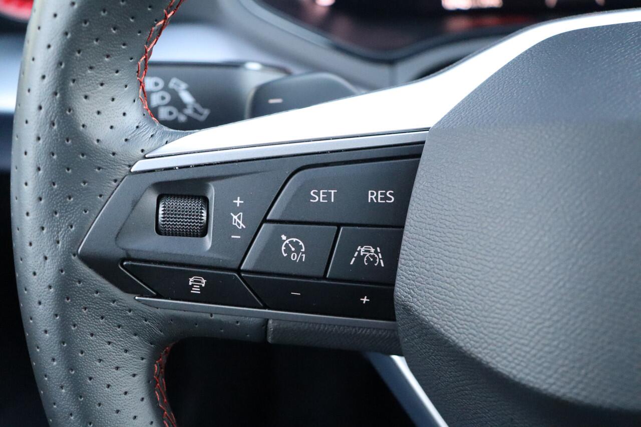 Seat IBIZA 1.0 EcoTSI FR Business Connect Automaat | Adap. Cruise | Keyless | Stoelverwarming | Camera | Carplay