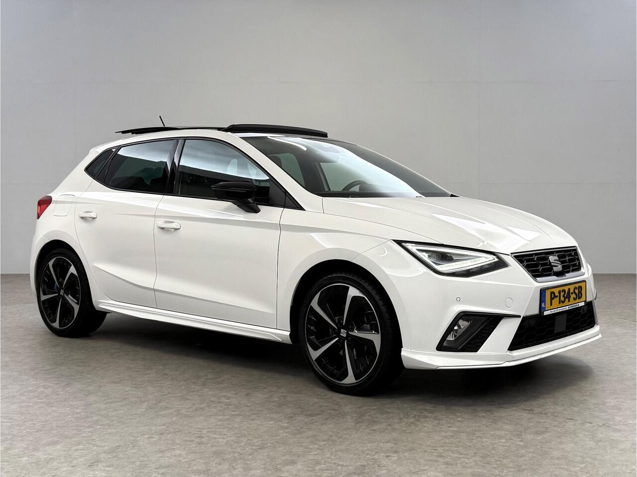 Seat IBIZA 1.0 EcoTSI FR | Pano | Virtual | Camera | Sfeer | Adap. Cruise | Stoelverw. | Keyless | Carplay