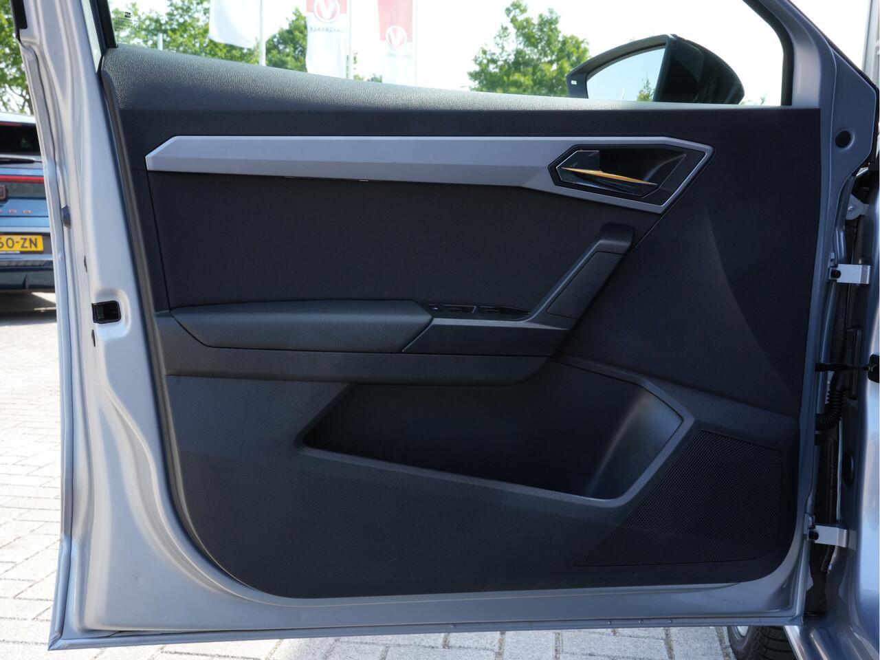 Seat IBIZA 1.0 TSI 116PK!! 6 Bak FR Business Intense | Clima | Camera | Navigatie | Android/Apple Carplay