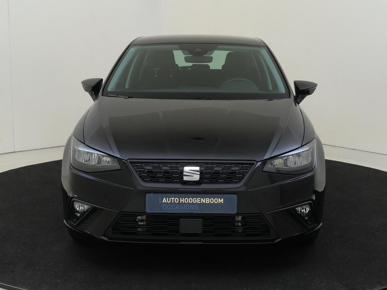 Seat IBIZA 1.0 EcoTSI Style Business Connect | CarPlay | Digital cockpit | Cruise control | Climate control | Elektrisch inklapbare buitenspiegels | Parkeersensoren achter |