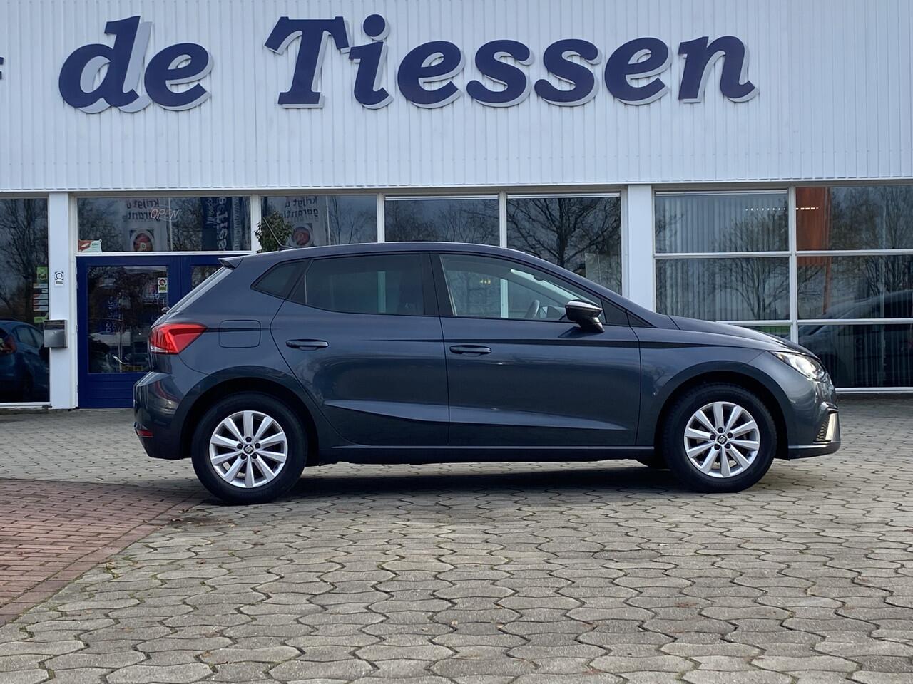 Seat IBIZA 1.0 TSI Style Business Intense PDC, Cruise, Camera, Rijklaar met beurt & garantie!