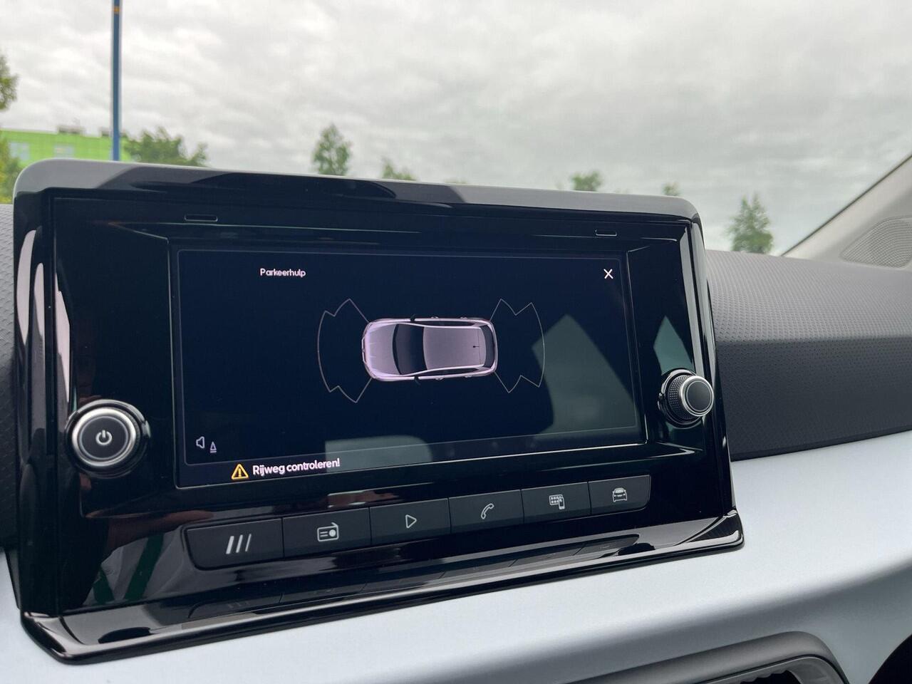 Seat IBIZA 1.0 TSI Style Business Connect | Automaat | 110Pk |PDC | LM velgen | App Connect |