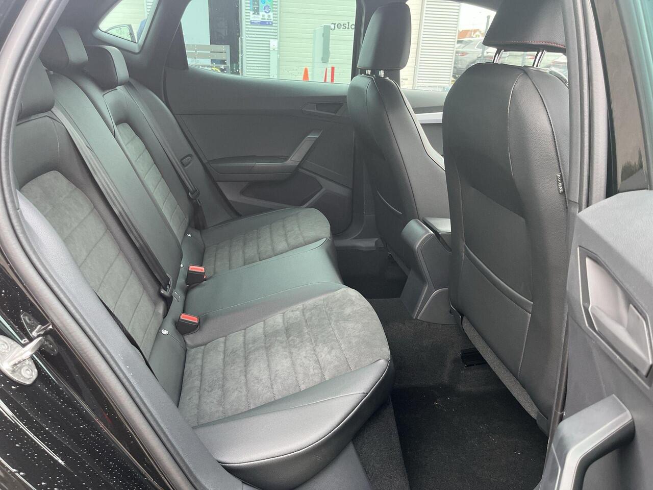 Seat IBIZA FR Business Connect 1.0 EcoTSI 70 kW / 95 PK Hatch 5 deurs | 5 versn. handbak | 18 inch lichtmetalen velgen | Herwaardering | Privatelease 420,- Per maand!