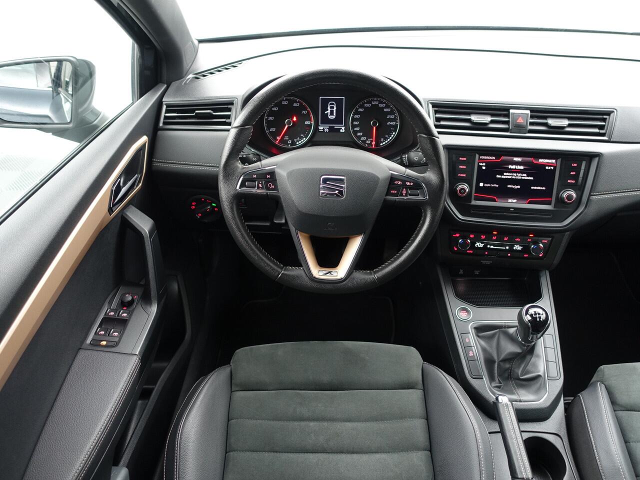 Seat IBIZA 1.0 TSI Excellence- Alcantara Interieur, CarPlay, Sfeerverlichting, Front Assist, Keyless, Stoelverwarming