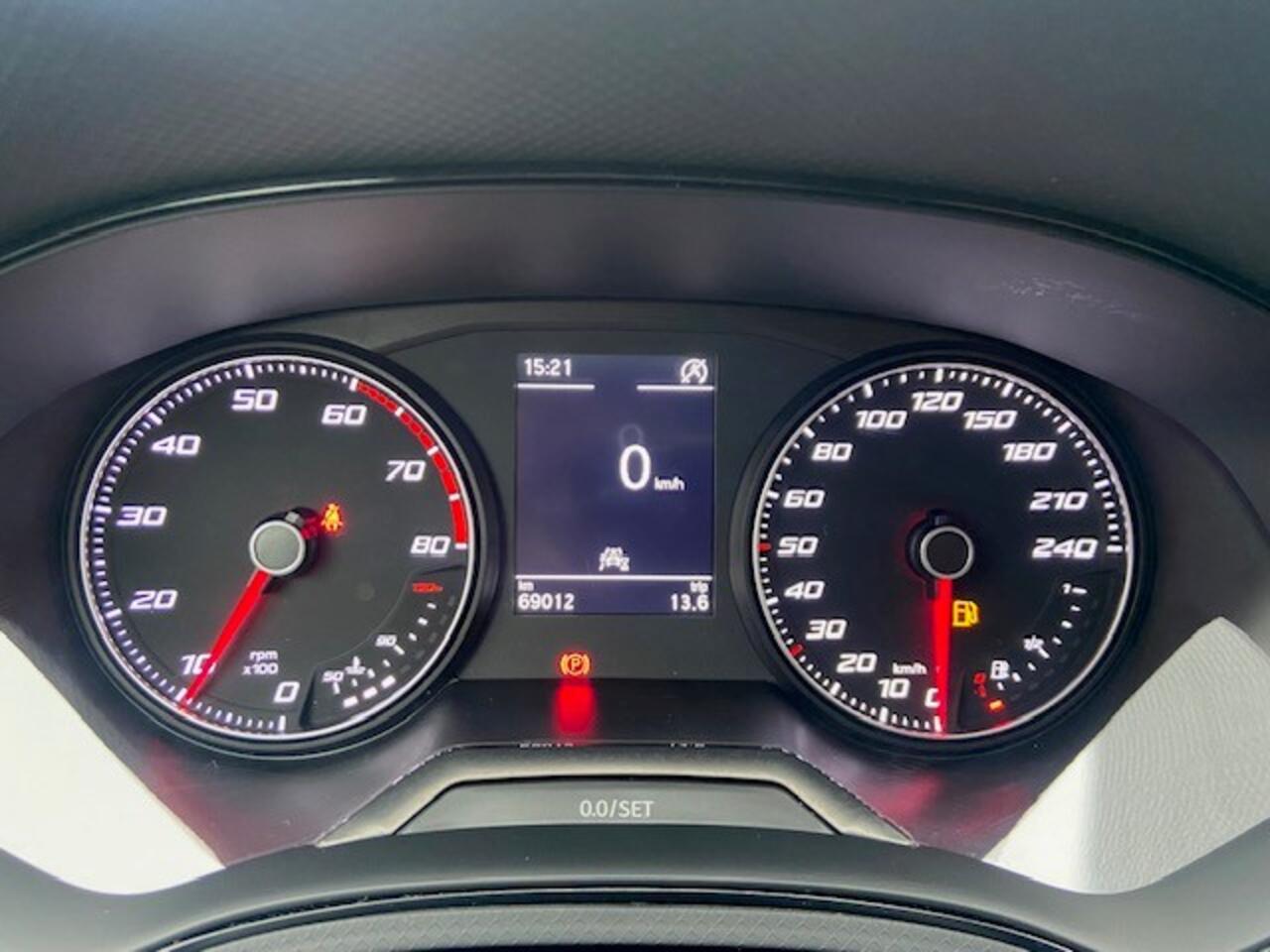 Seat IBIZA 1.0 EcoTSI 95pk FR / Facelift / LED / Full-Link / Clima / Parkeersensoren / Donker Glas / 18" LMV