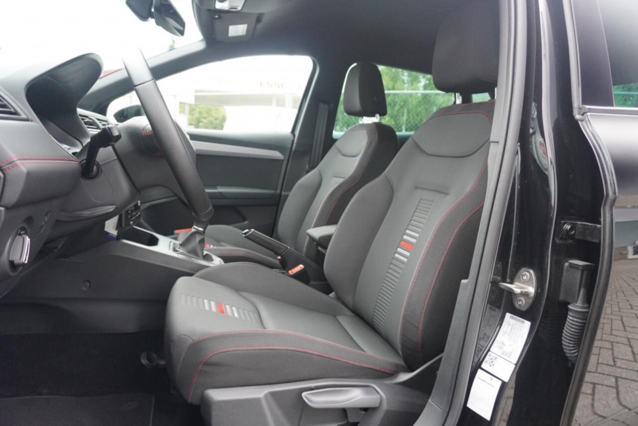 Seat IBIZA 1.0 TSI FR BnsInt. Navigatie | CarPlay | Park. sensoren | Camera