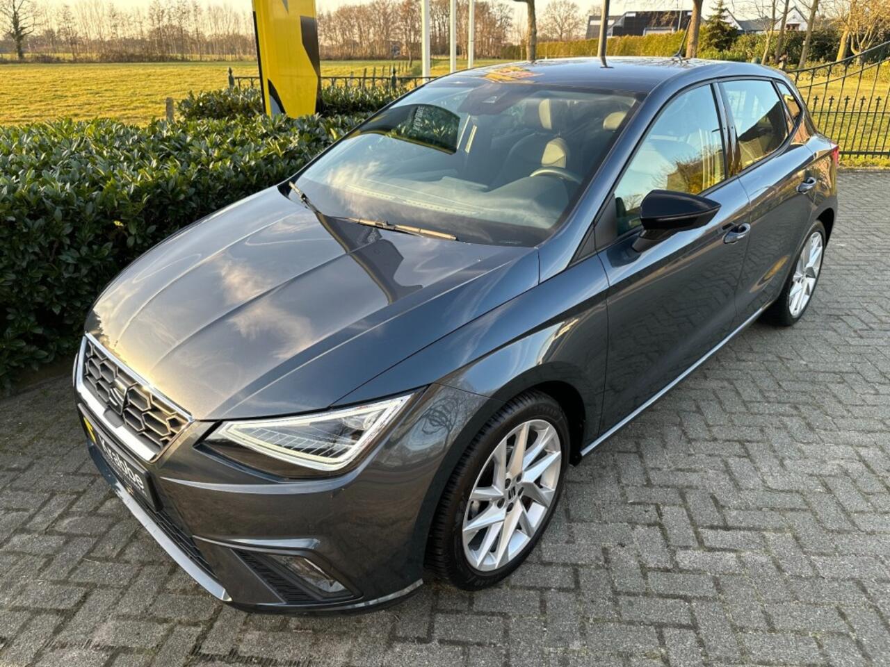 Seat IBIZA 1.0 TSI 70 kW FR Led / Keyless / ACC