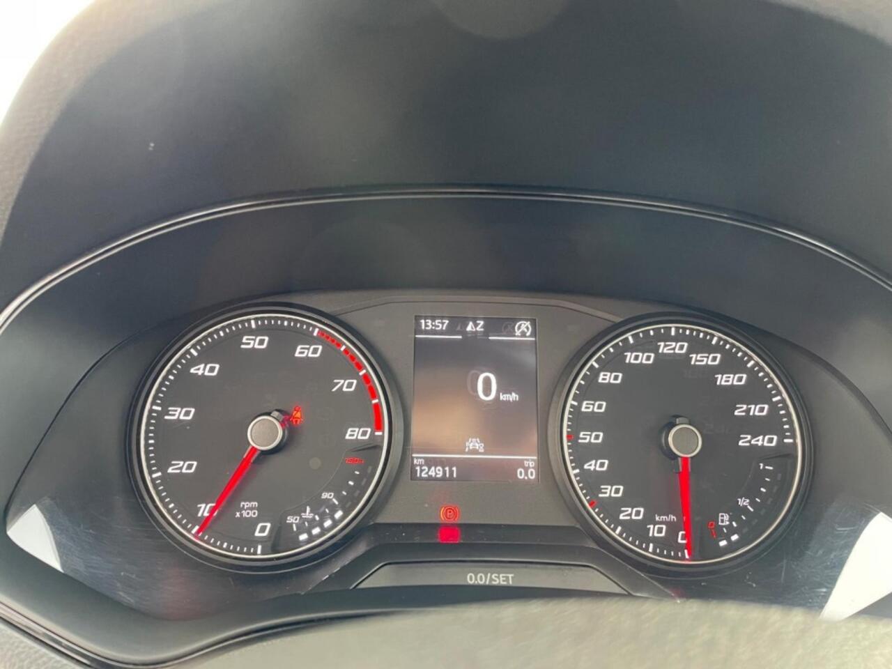 Seat IBIZA 1.0 TSI Business intense, Stoelverwarming, Stuurwielbediening, DAB+, PDC