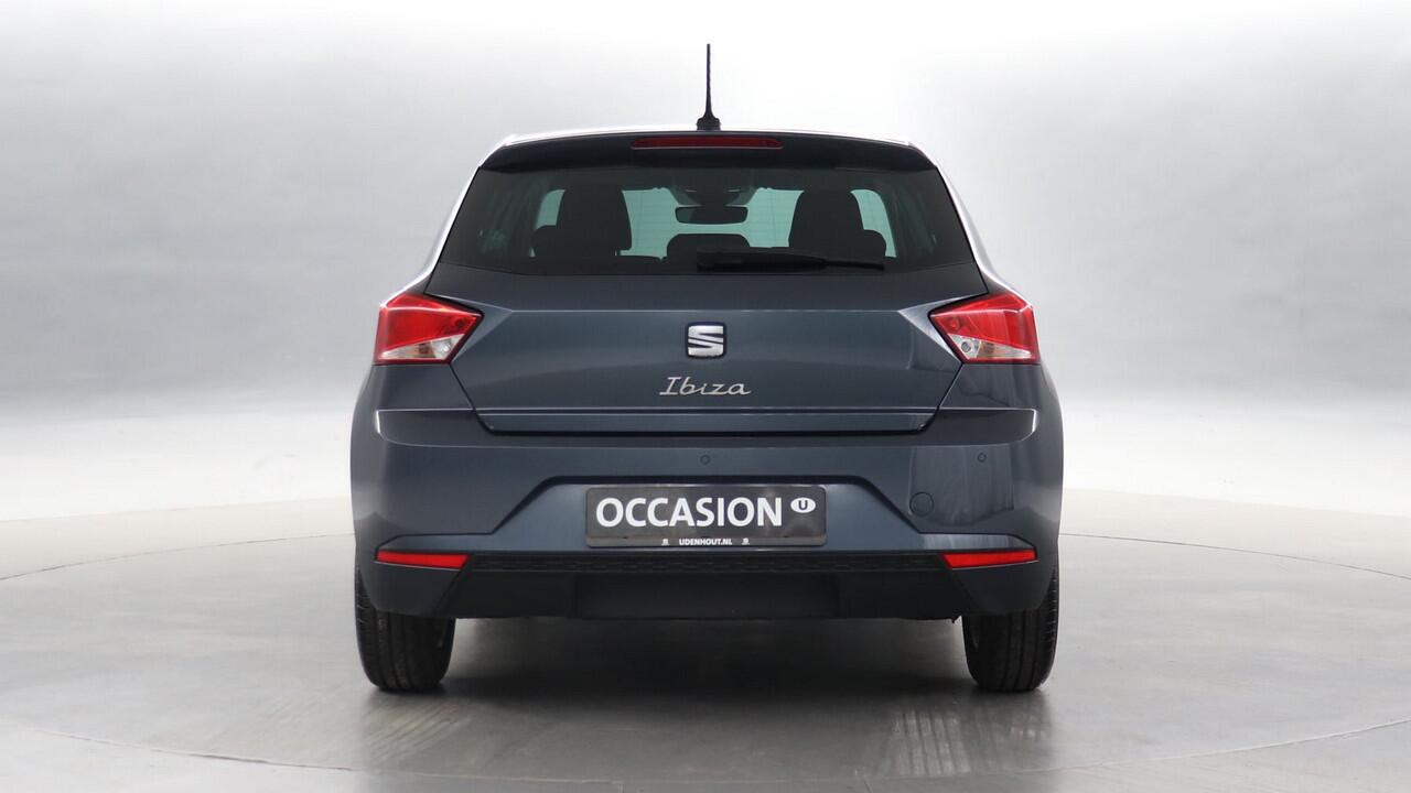 Seat IBIZA 1.0 EcoTSI 95pk Style Business Connect / Navigatie via App Connect / Stoelverwarming / Parkeersensoren