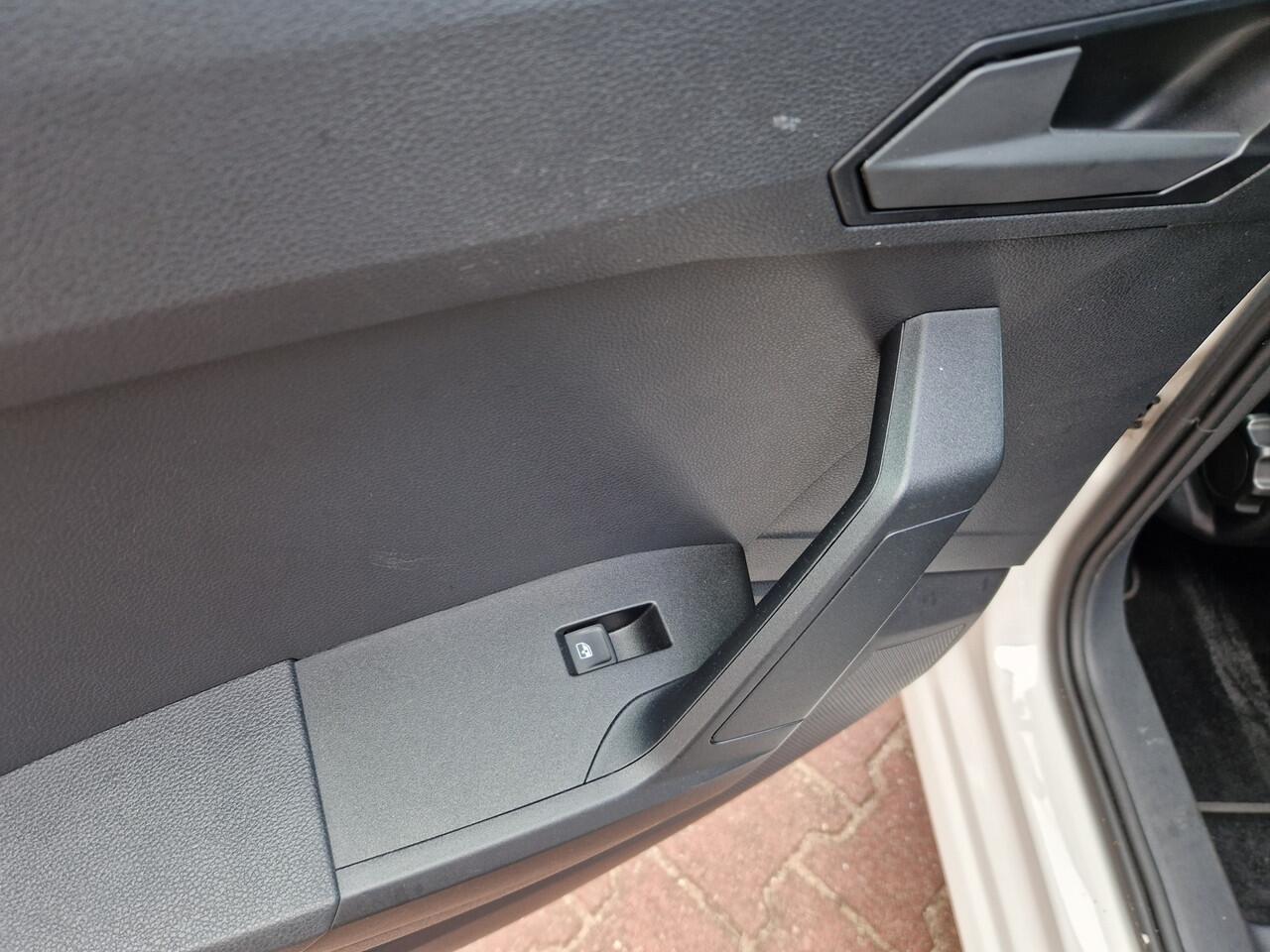 Seat IBIZA 1.0 TSI FR Business Intense 12MND BOVAG GAR | ACC | CLIMA | CARPLAY | CAMERA | KEYLESS | NAVI |